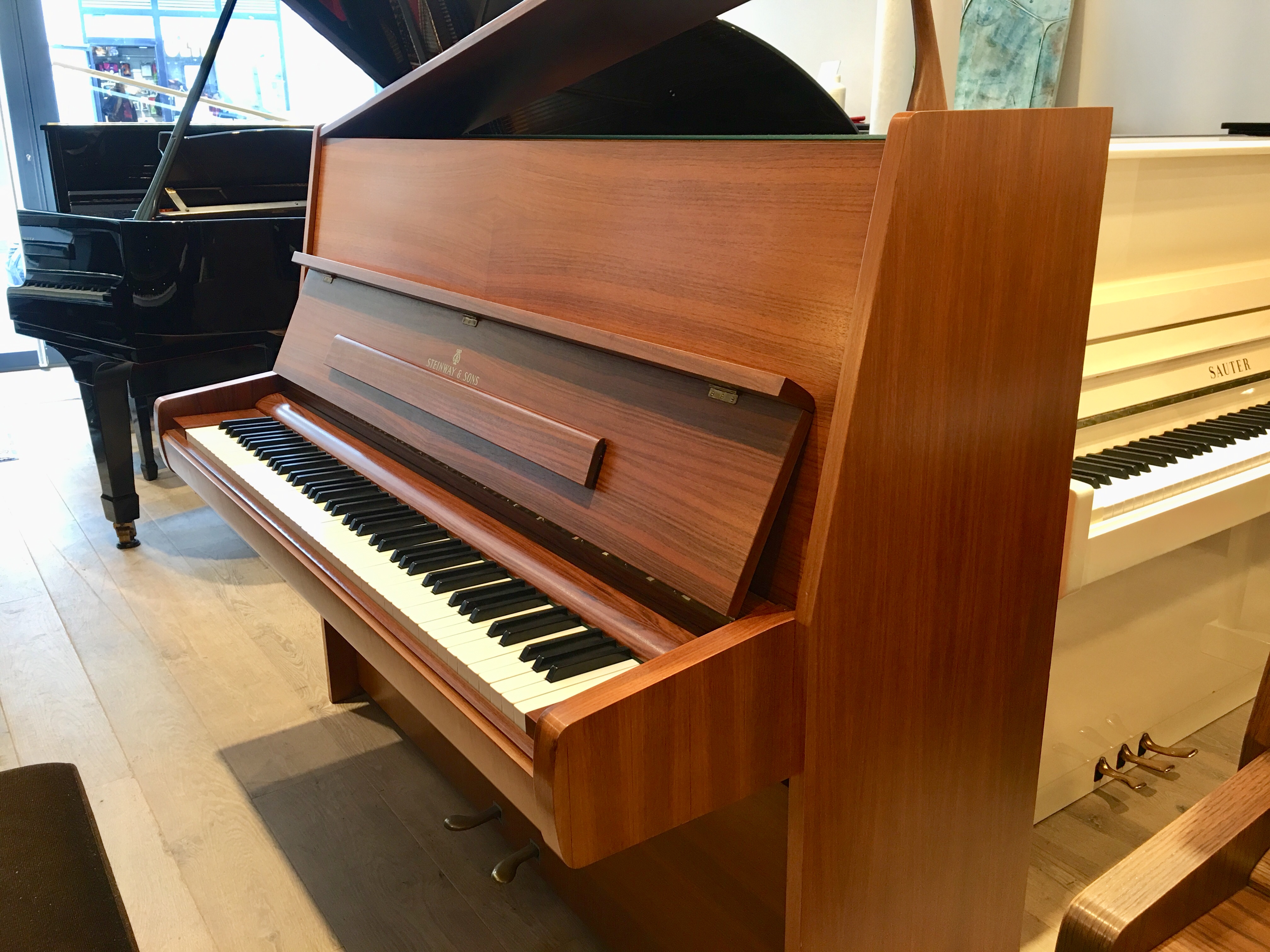 Piano Image