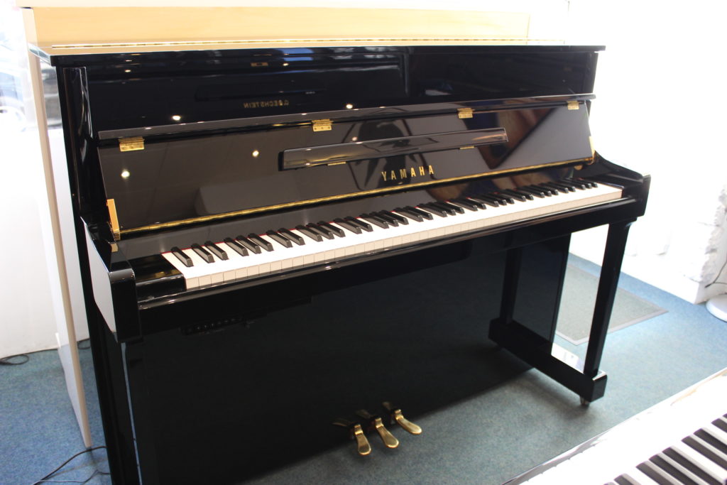 YAMAHA YC1 SILENT SG