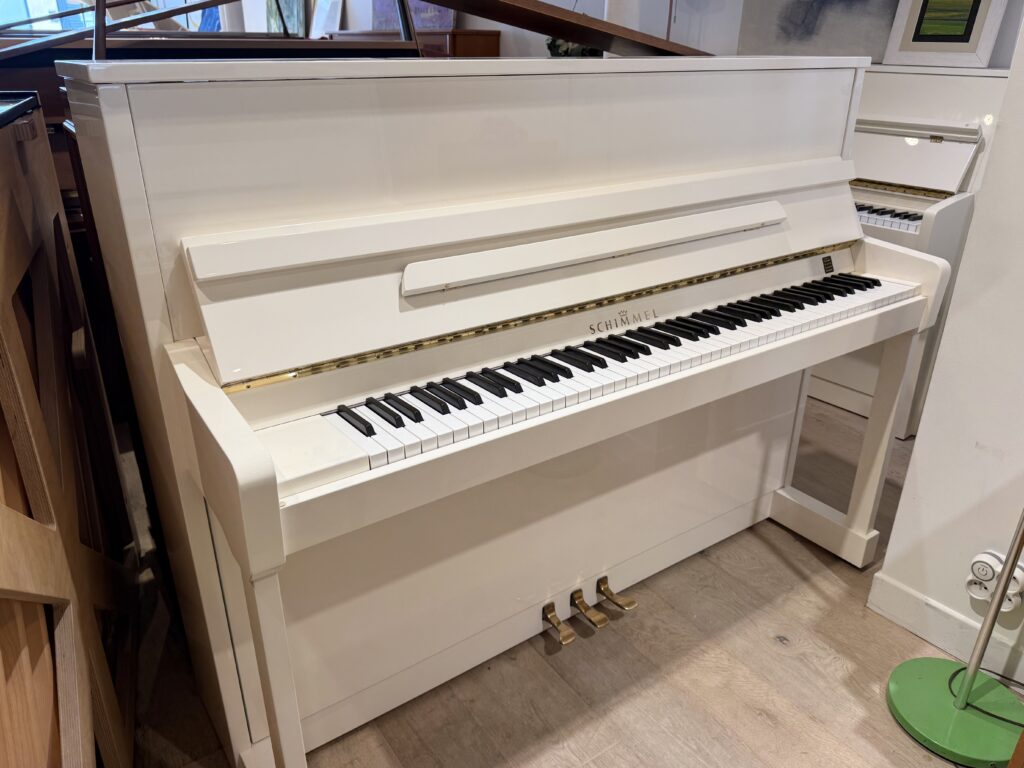 SCHIMMEL 116S Laqué Blanc