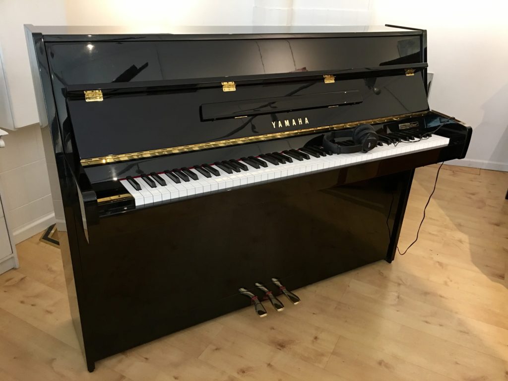 YAMAHA P112M Silent – Made in England