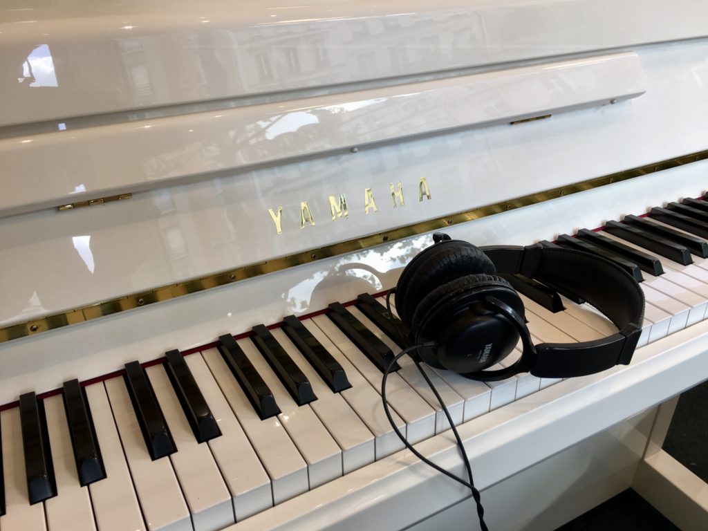 YAMAHA B2 SILENT SG2 Laqué blanc