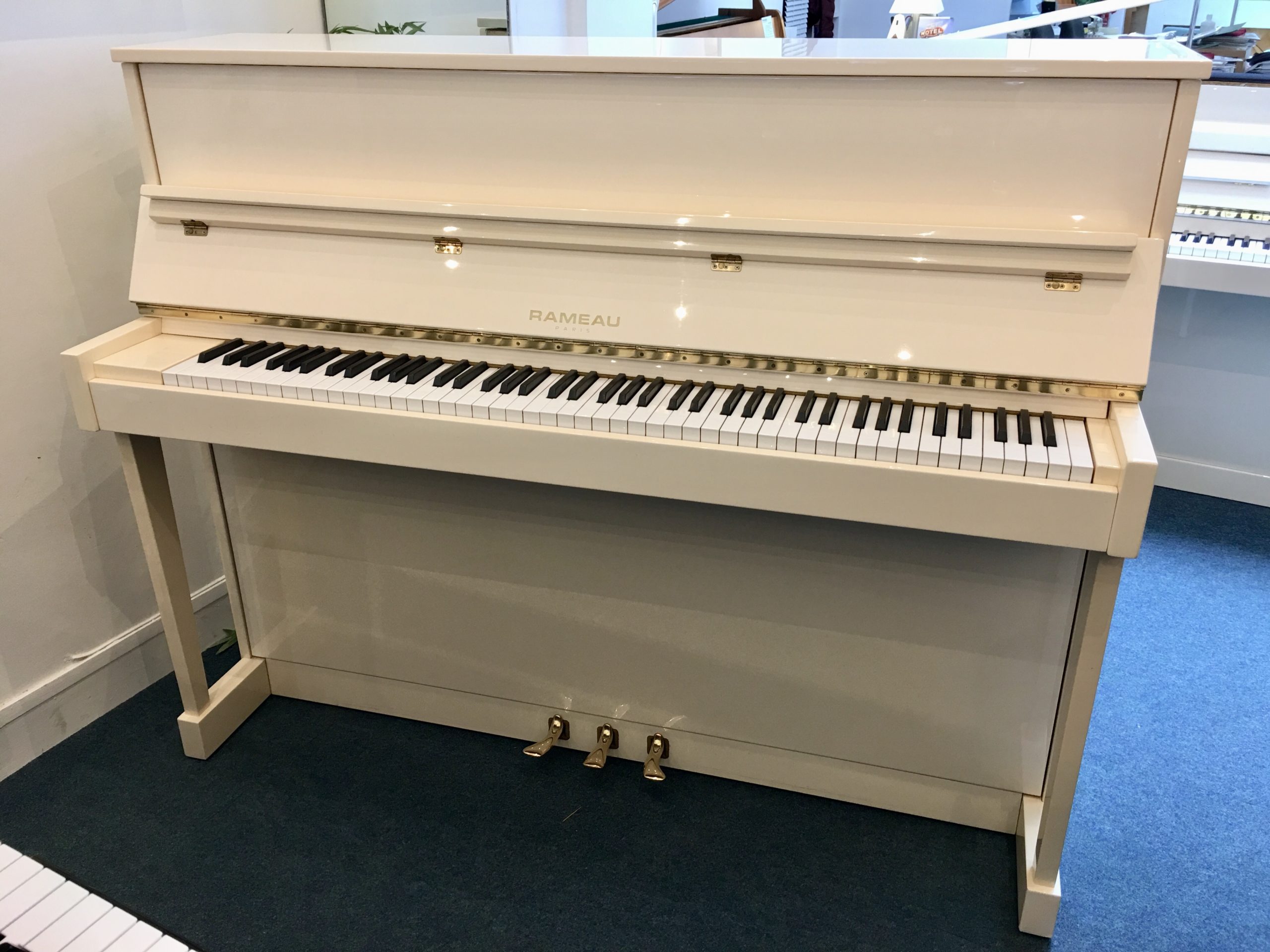 Piano Image