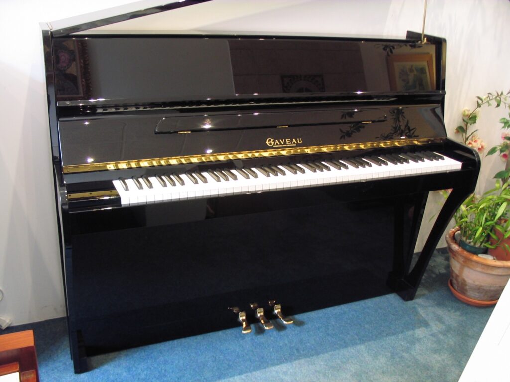 GAVEAU Schimmel Modèle LG66