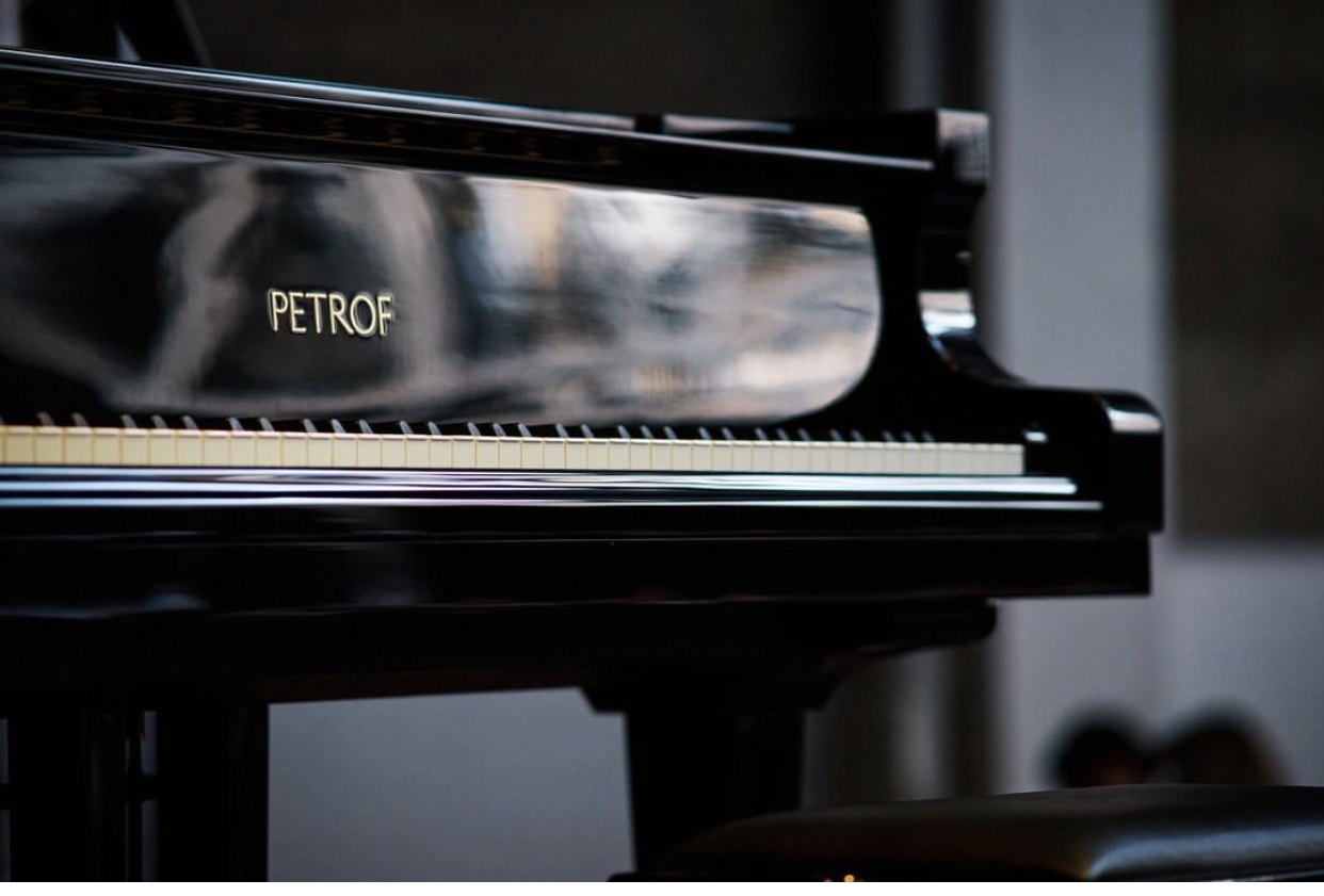 Piano Image
