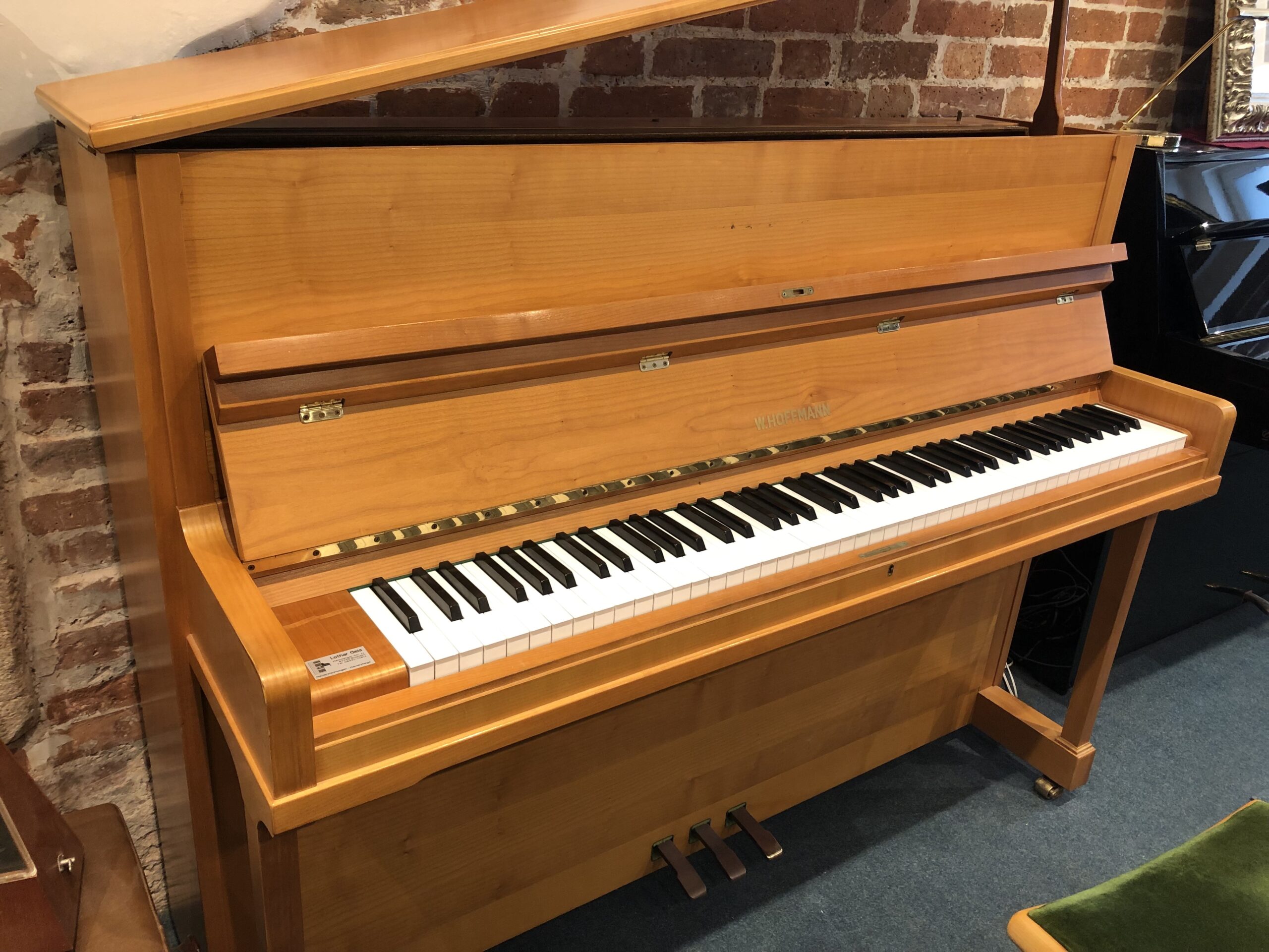 Piano Image